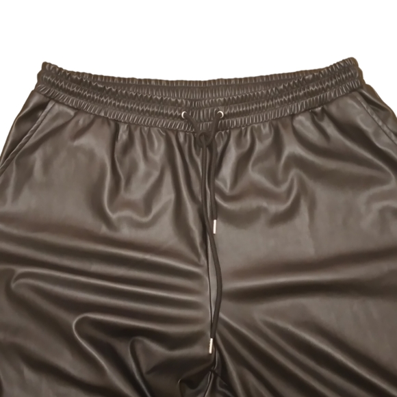 Bagatelle Collection Faux Leather Jogger Black Pants Plus Size Women Size XXL - Picture 4 of 14
